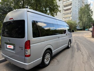 2015 Toyota HiAce H200 Рестайлинг, серебристый, 3250000 рублей, вид 4