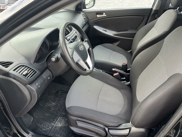 2012 Hyundai Solaris I, чёрный - вид 8