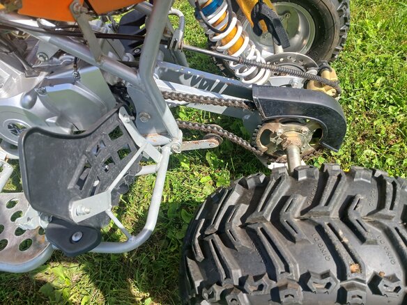 2015 Stels ATV-110, жёлтый, 59000 рублей - вид 4