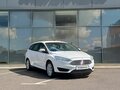 2016 Ford Focus III Рестайлинг, белый, 470000 рублей - вид 1
