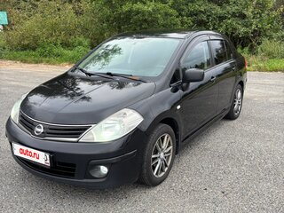 2011 Nissan Tiida I Рестайлинг, чёрный, 750000 рублей, вид 1