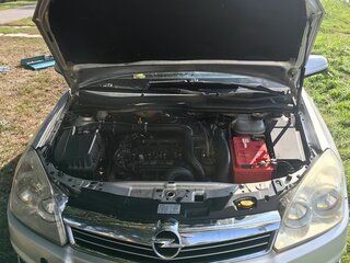 2007 Opel Astra H Рестайлинг, серебристый, 380000 рублей, вид 3