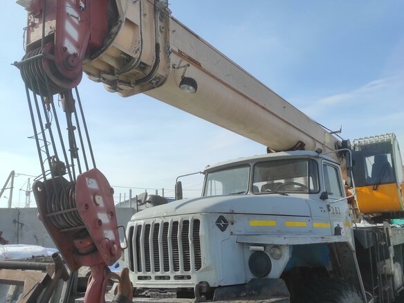 2012 Ивановец КС-45717, серый, 5100000 рублей