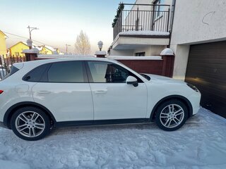 2020 Porsche Cayenne III, белый, 8500000 рублей, вид 3