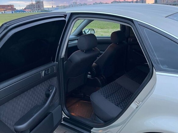 2002 Audi A6 II (C5) Рестайлинг, золотистый, 600000 рублей - вид 8