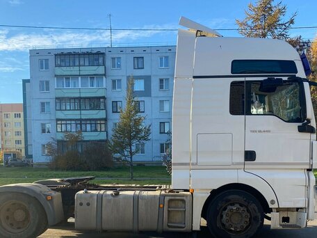 2010 MAN TGX, белый, 2500000 рублей, вид 2