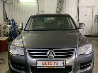 2008 Volkswagen Touareg I Рестайлинг, серый, 1600000 рублей, вид 1