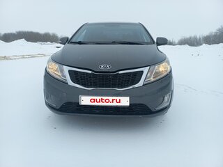 2013 Kia Rio 5-speed III, серый, 685000 рублей, вид 1