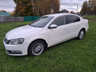 2012 Volkswagen Passat B7, белый, 869000 рублей, вид 2