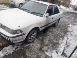 1988 Toyota Corona VIII (T170), белый, 110000 рублей, вид 2