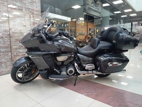 2017 Yamaha Star Venture, серый, 1950000 рублей, вид 2