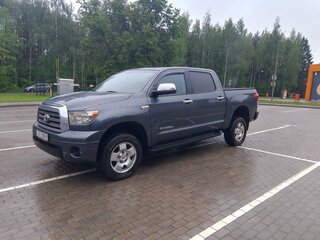 2007 Toyota Tundra CrewMax II, серый, 2100000 рублей, вид 4