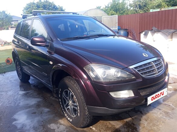 2008 SsangYong Kyron 5-speed I Рестайлинг, красный - вид 2