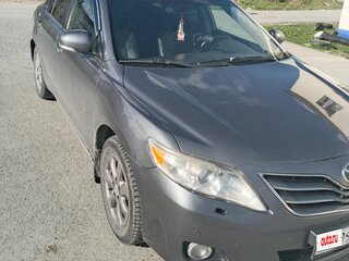 2011 Toyota Camry VI (XV40) Рестайлинг, серый, 800000 рублей, вид 1