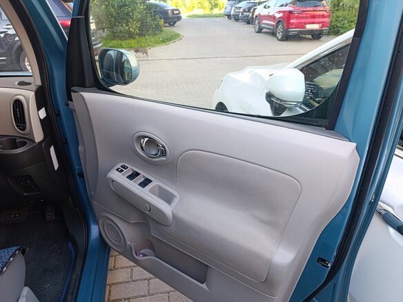 2011 Nissan Cube III (Z12), голубой, 720000 рублей - вид 5