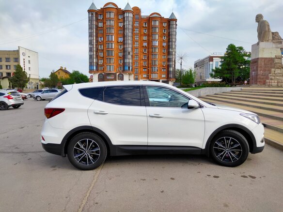 2015 Hyundai Santa Fe III Рестайлинг, белый, 2100000 рублей - вид 13