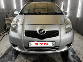 2005 Toyota Vitz II (XP90), серый, 480000 рублей, вид 2