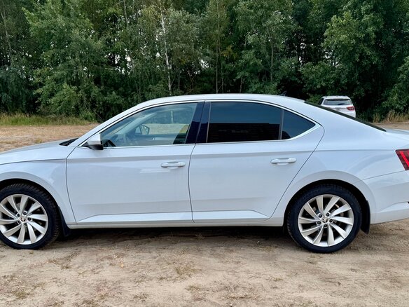 2019 Skoda Superb III, белый, 2050000 рублей - вид 6