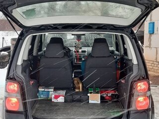 2008 Volkswagen Touran Cross I Рестайлинг, чёрный, 800000 рублей, вид 5
