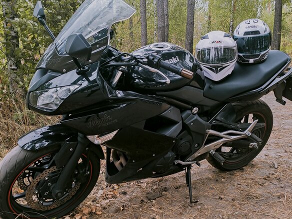 2010 Kawasaki Ninja 400, чёрный, 390000 рублей - вид 4