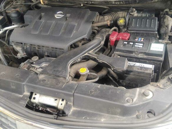 2010 Nissan Tiida I Рестайлинг, чёрный, 550000 рублей - вид 2