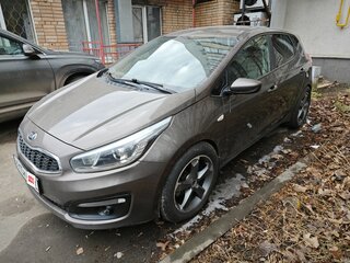 2015 Kia Ceed II Рестайлинг, коричневый, 920000 рублей, вид 1