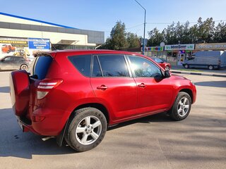 2011 Toyota RAV4 III (XA30) Рестайлинг, красный, 1400000 рублей, вид 5
