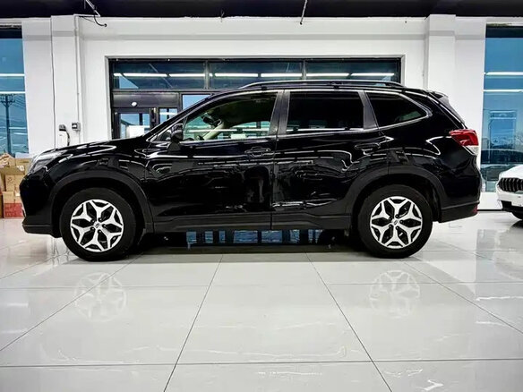2021 Subaru Forester V, чёрный, 3000000 рублей - вид 7