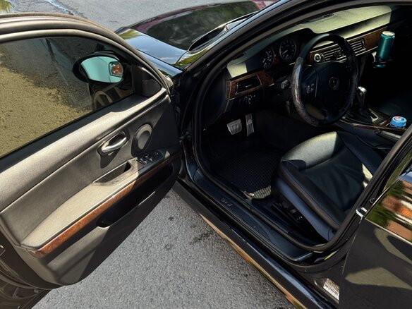 2005 BMW 3 серии 325i V (E90/E91/E92/E93), чёрный, 950000 рублей - вид 10