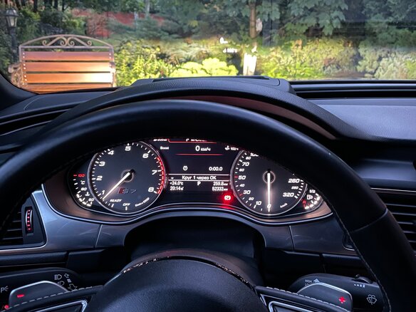 2016 Audi S7 I (4G) Рестайлинг, фиолетовый - вид 10