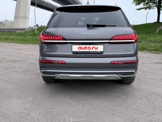 2020 Audi Q7 55 TFSI II (4M) Рестайлинг, серый, 5300000 рублей, вид 3