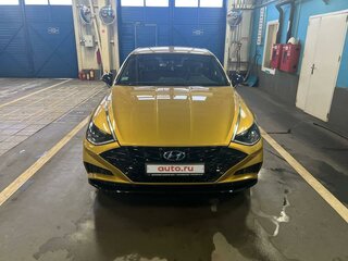 2020 Hyundai Sonata VIII (DN8), золотистый, 2450000 рублей, вид 2