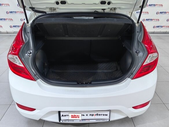 2014 Hyundai Solaris I, белый, 1200000 рублей - вид 16