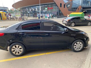 2012 Kia Rio 5-speed III, чёрный, 850000 рублей, вид 5