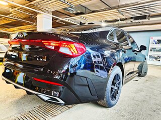 2020 Kia K5 III, чёрный, 2550000 рублей, вид 2