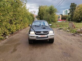 2006 Mitsubishi L200 III Рестайлинг, серый, 650000 рублей, вид 1