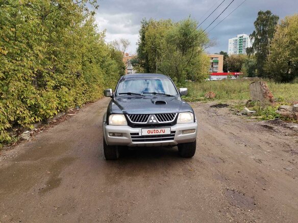 2006 Mitsubishi L200 III Рестайлинг, серый, 650000 рублей