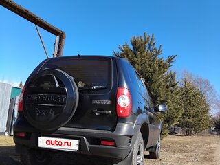 2010 Chevrolet Niva I Рестайлинг, чёрный, 550000 рублей, вид 5