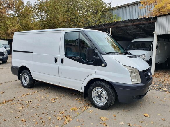 2011 Ford Transit, белый - вид 1