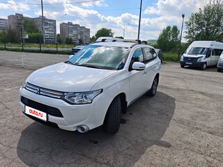 2012 Mitsubishi Outlander III, белый, 1170000 рублей, вид 1
