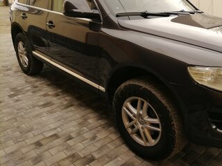 2008 Volkswagen Touareg I Рестайлинг, чёрный, 1330001 рублей, вид 3