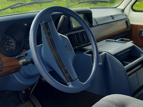 1992 Dodge Caravan II, голубой, 2500000 рублей - вид 13