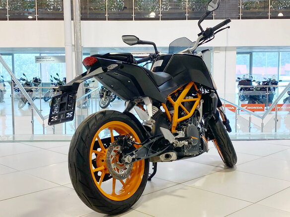 2014 KTM 390 Duke, чёрный - вид 3