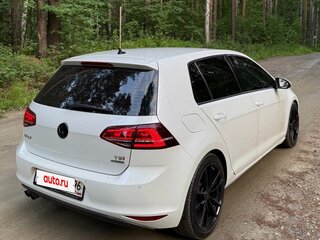 2013 Volkswagen Golf VII, белый, 1199999 рублей, вид 3