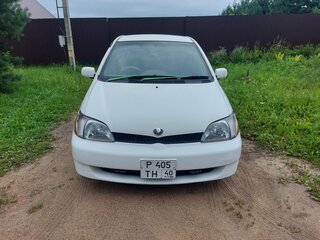 2000 Toyota Platz, белый, 280000 рублей, вид 1