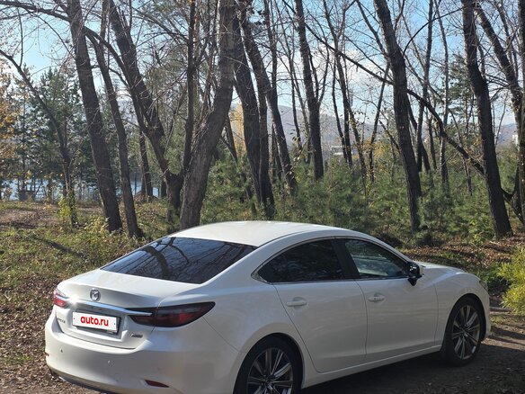 2019 Mazda 6 III (GJ) Рестайлинг 2, белый, 2400000 рублей - вид 3