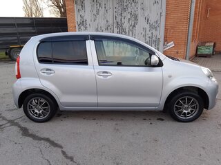 2014 Toyota Passo II (C30), серый, 830000 рублей, вид 2
