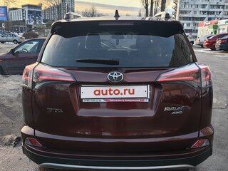 2018 Toyota RAV4 IV (XA40) Рестайлинг, красный, 3300000 рублей, вид 4