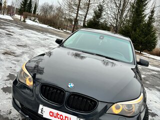 2009 BMW 5 серии 520i V (E60/E61) Рестайлинг, чёрный, 1250000 рублей, вид 2