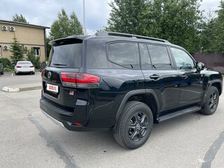 2022 Toyota Land Cruiser 300 Series, чёрный, 12700000 рублей, вид 4
